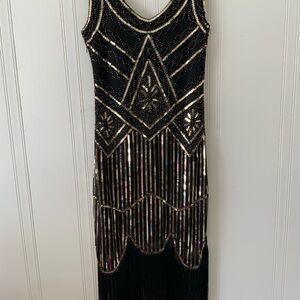 Black and Silver V-Neck Sheath Midi Dress